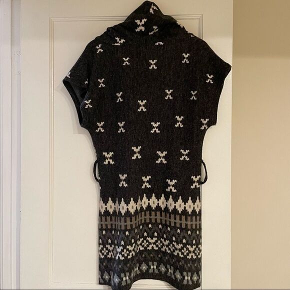 Papillon cowl neck geometric black gray white sweater dress size Medium - Picture 8 of 9
